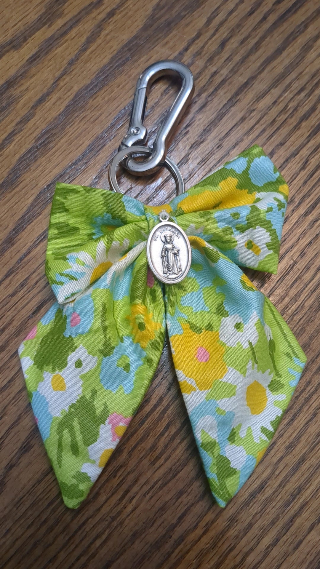 St. Dymphna Bow Keychain
