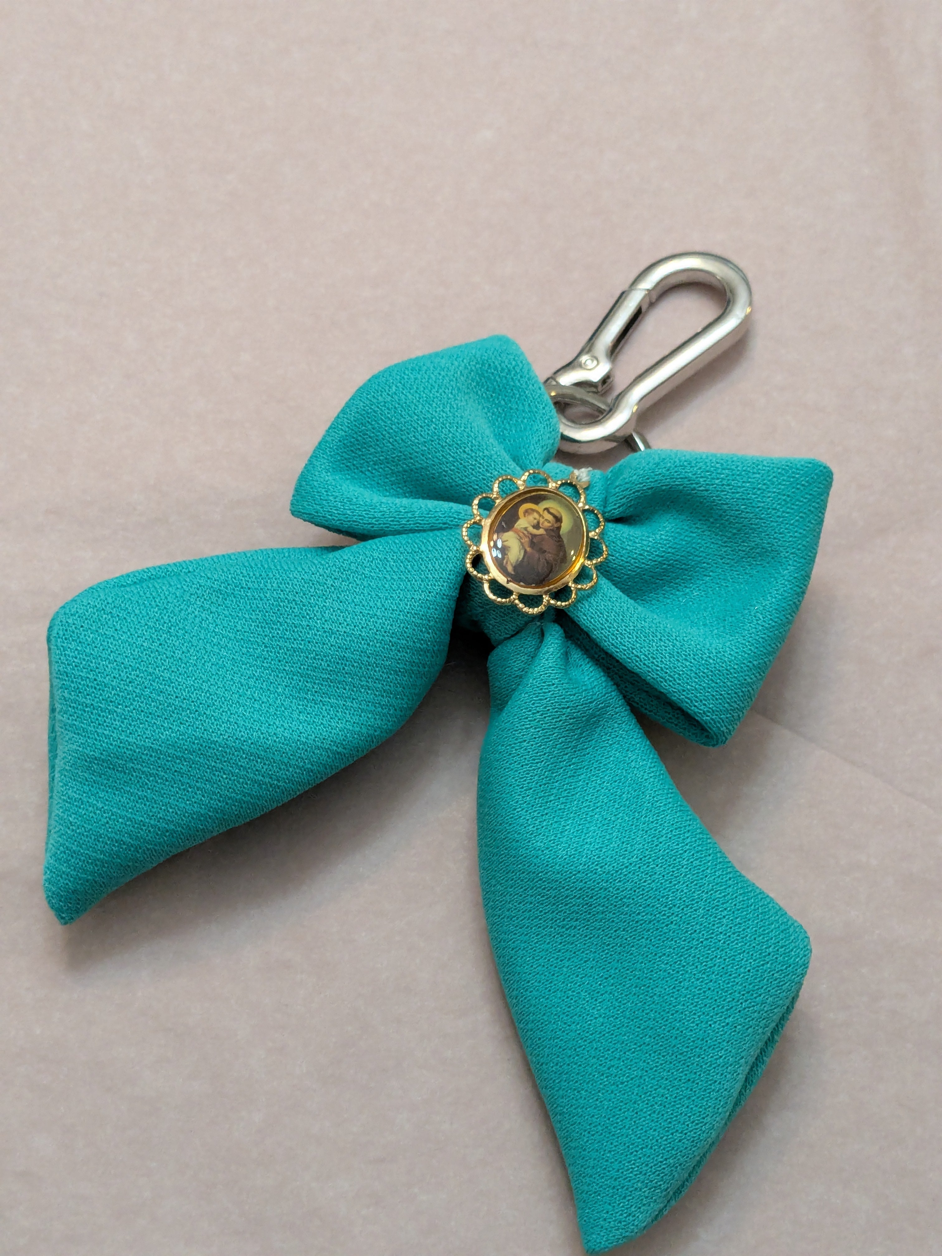St. Anthony Bow Keychain
