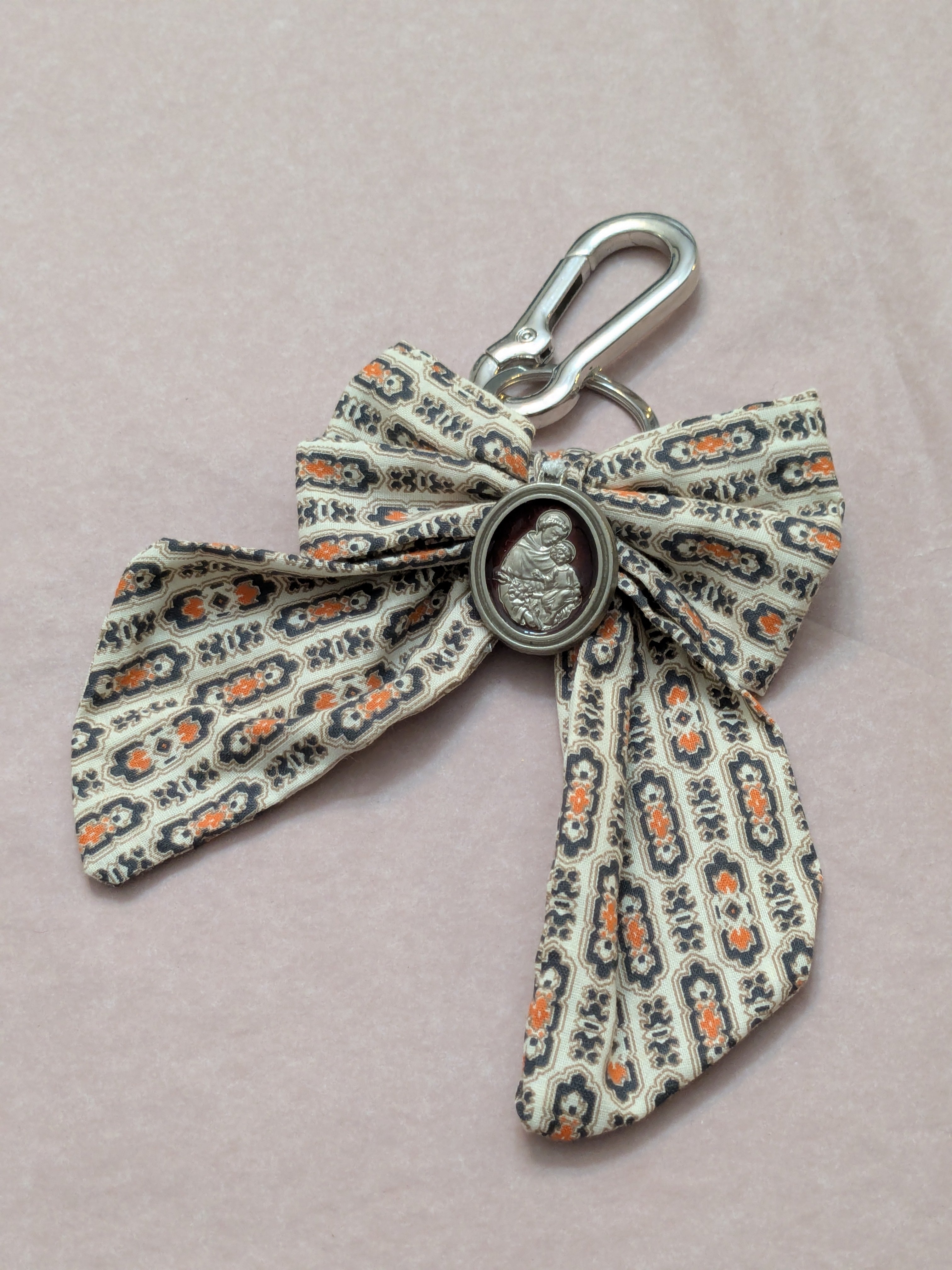 St. Anthony Bow Keychain