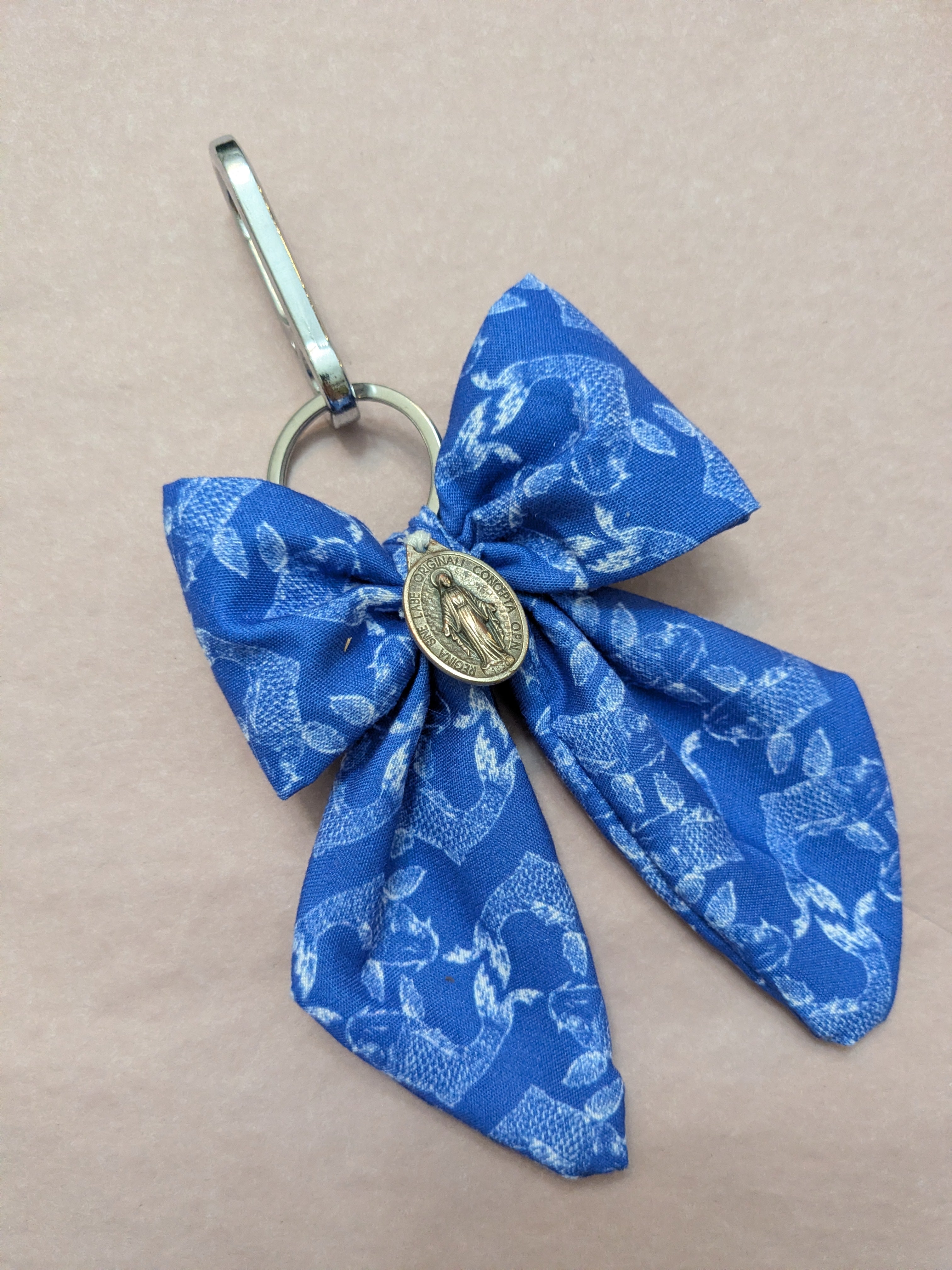Miraculous Medal Bow Keychain